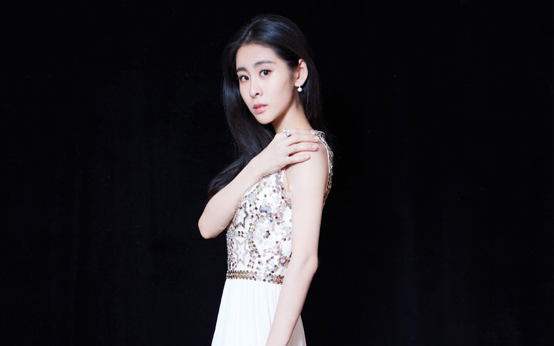 卡马文加爆发，委内瑞拉最后时刻击败马赛